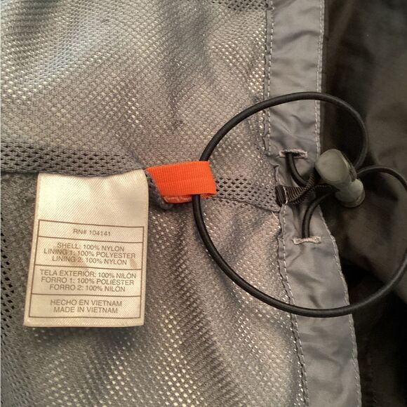 NIKE ACG FIT STORM WOMENS LARGE BLACK HOODED WINDBREAKER RAIN JACKET - Picture 8 of 10